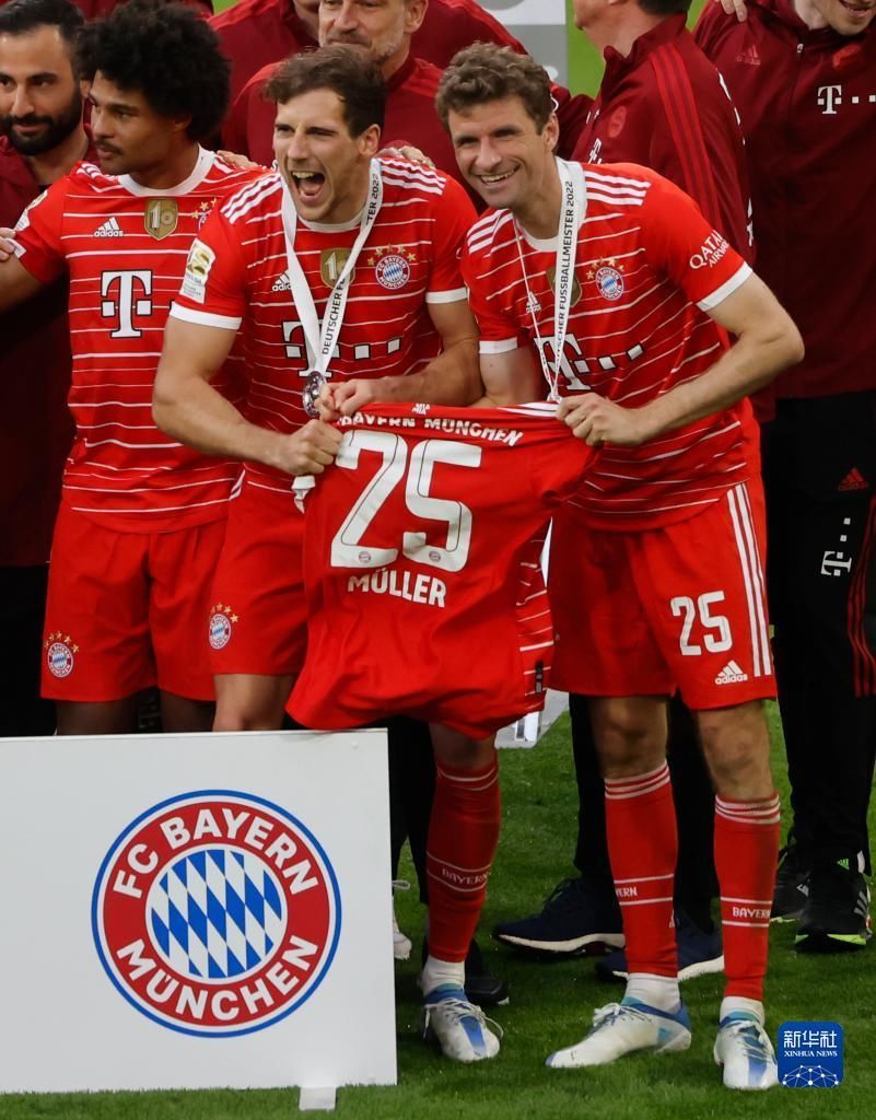 中场支点 中场支点